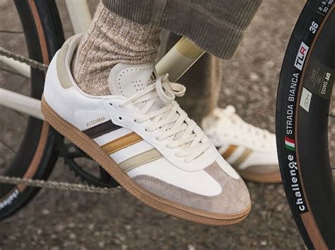 adidas velosamba